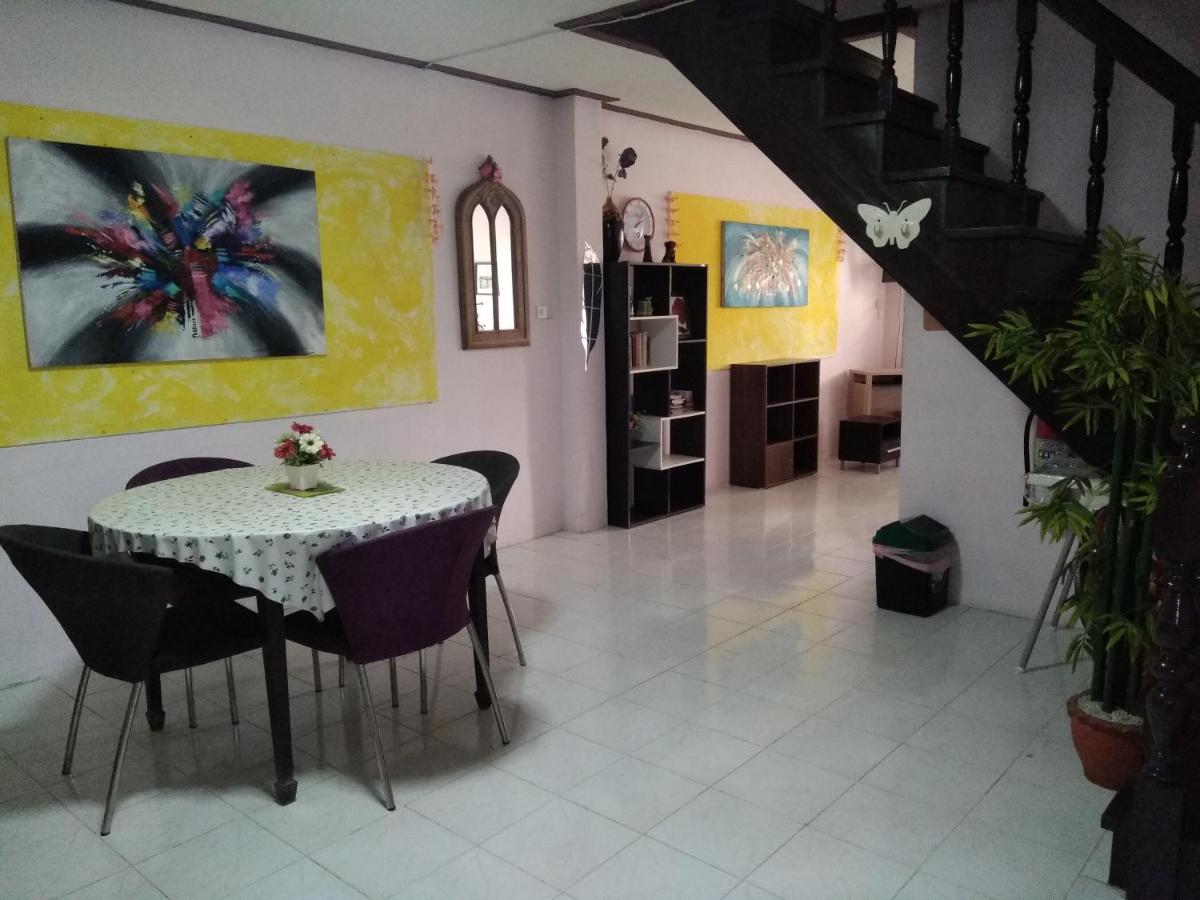 Hotel Happy House 51 HHQ Exterior foto