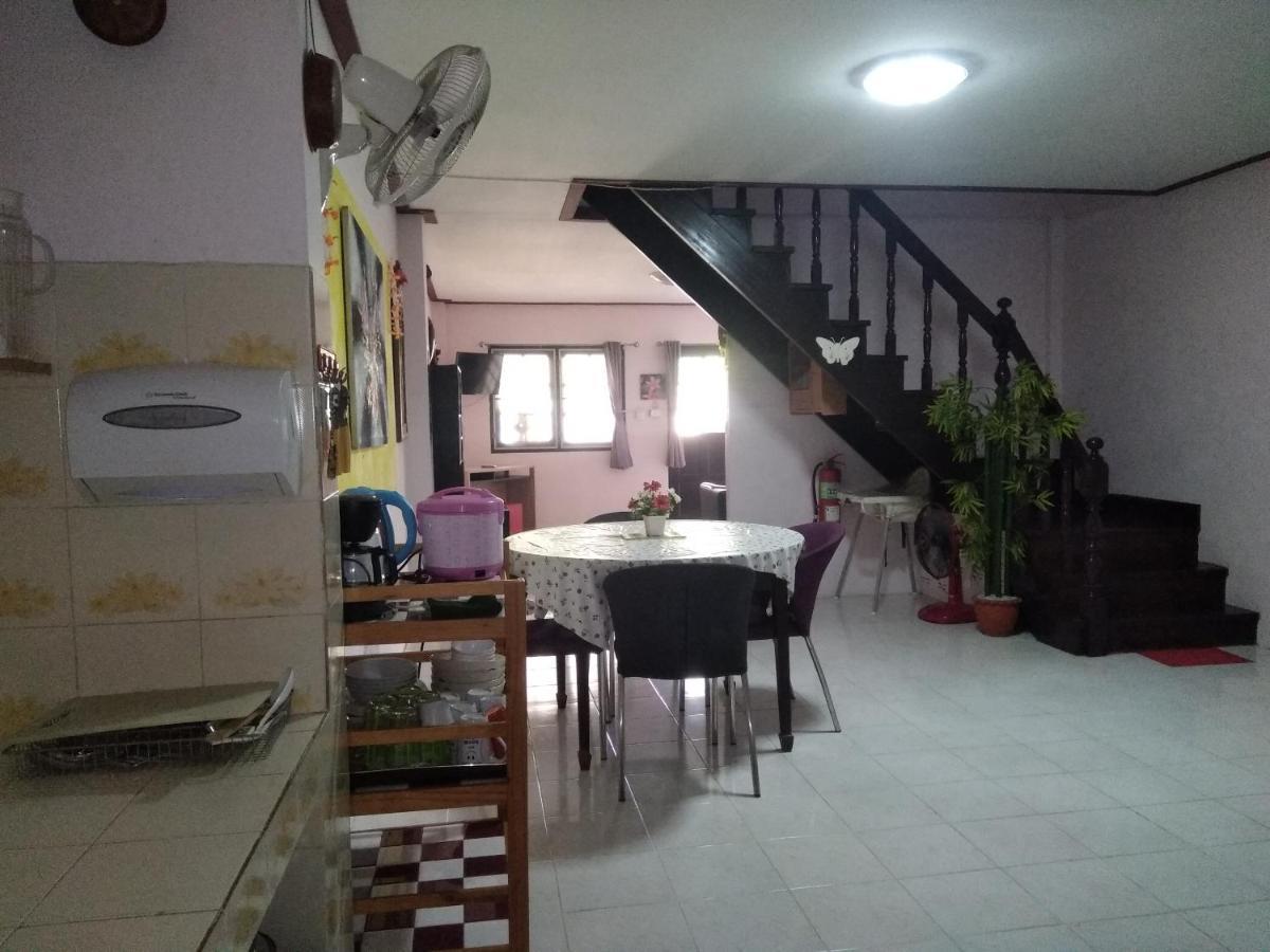 Hotel Happy House 51 HHQ Exterior foto