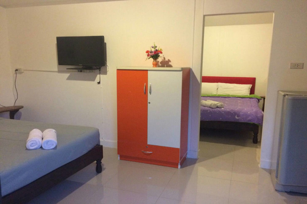 Hotel Happy House 51 HHQ Exterior foto